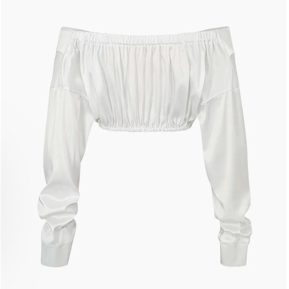 MICAS: Off The Shoulder Twist Crop Blouse - Picture 3 of 4